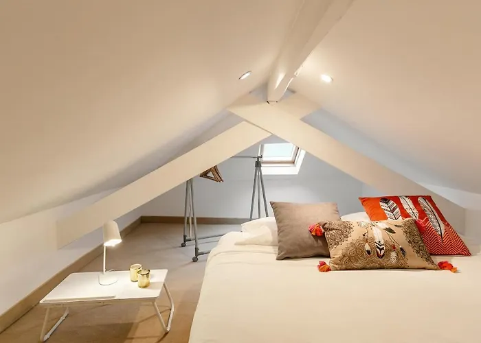 Apartment Metamorphosis *